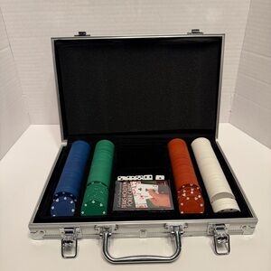 NIB complete poker chips and gaming gambling set